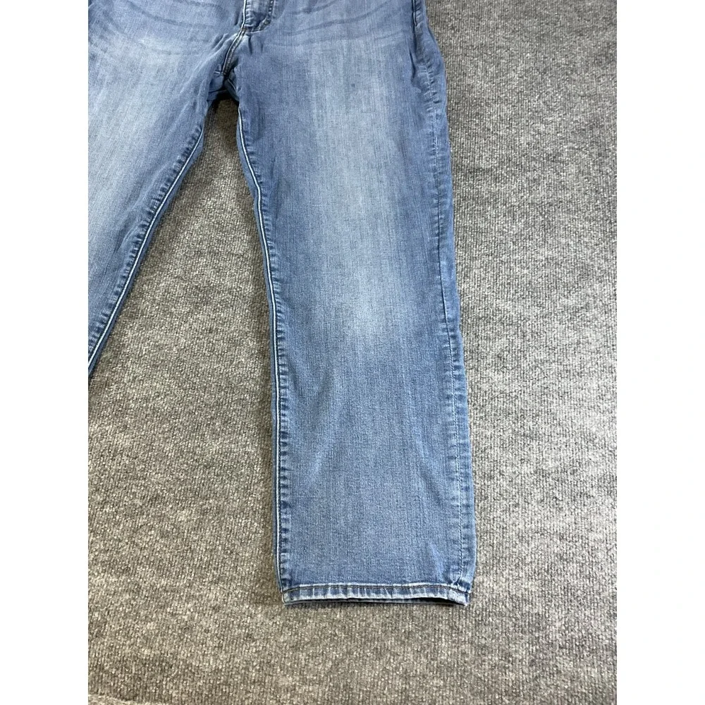 Lee Extreme Motion Athletic Fit Tapered Leg Jeans 42x32 Stretch Blue Denim